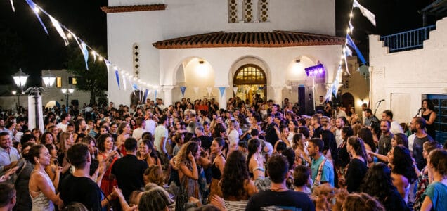 Beyond-the-Beach,-Culture,-History-and-Traditions-of-Paros